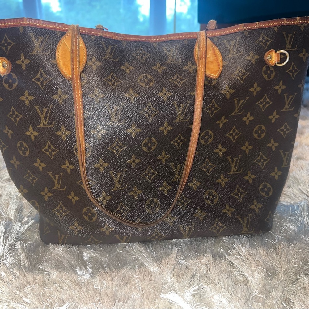 Louis Vuitton Classic Neverfull  Monogram Tote in Brown and Tan